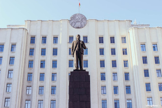 Ремонт памятника Ленину в Могилеве