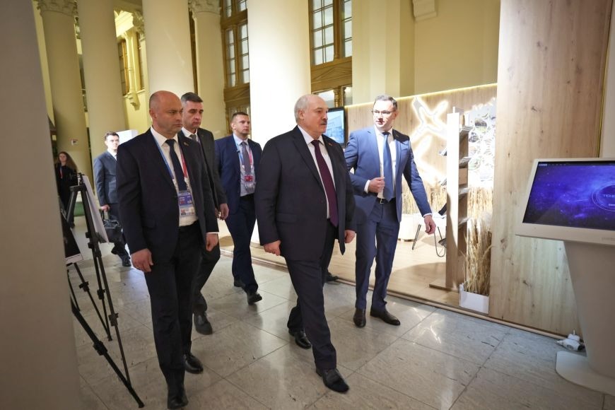 Глобальный атомный фору